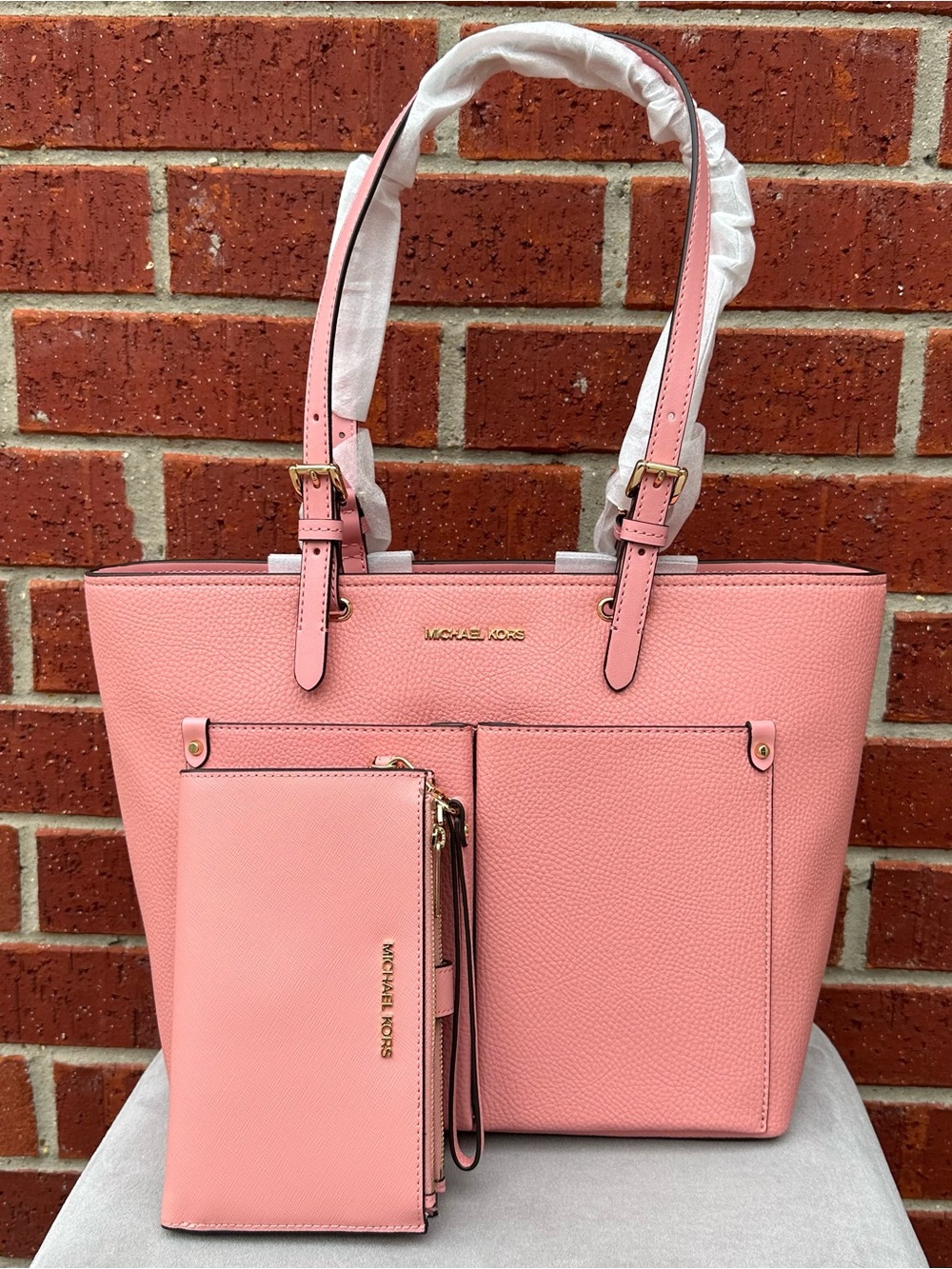 Michael Kors tote bag and wallet